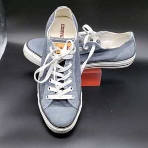 Converse- Size 9 men's